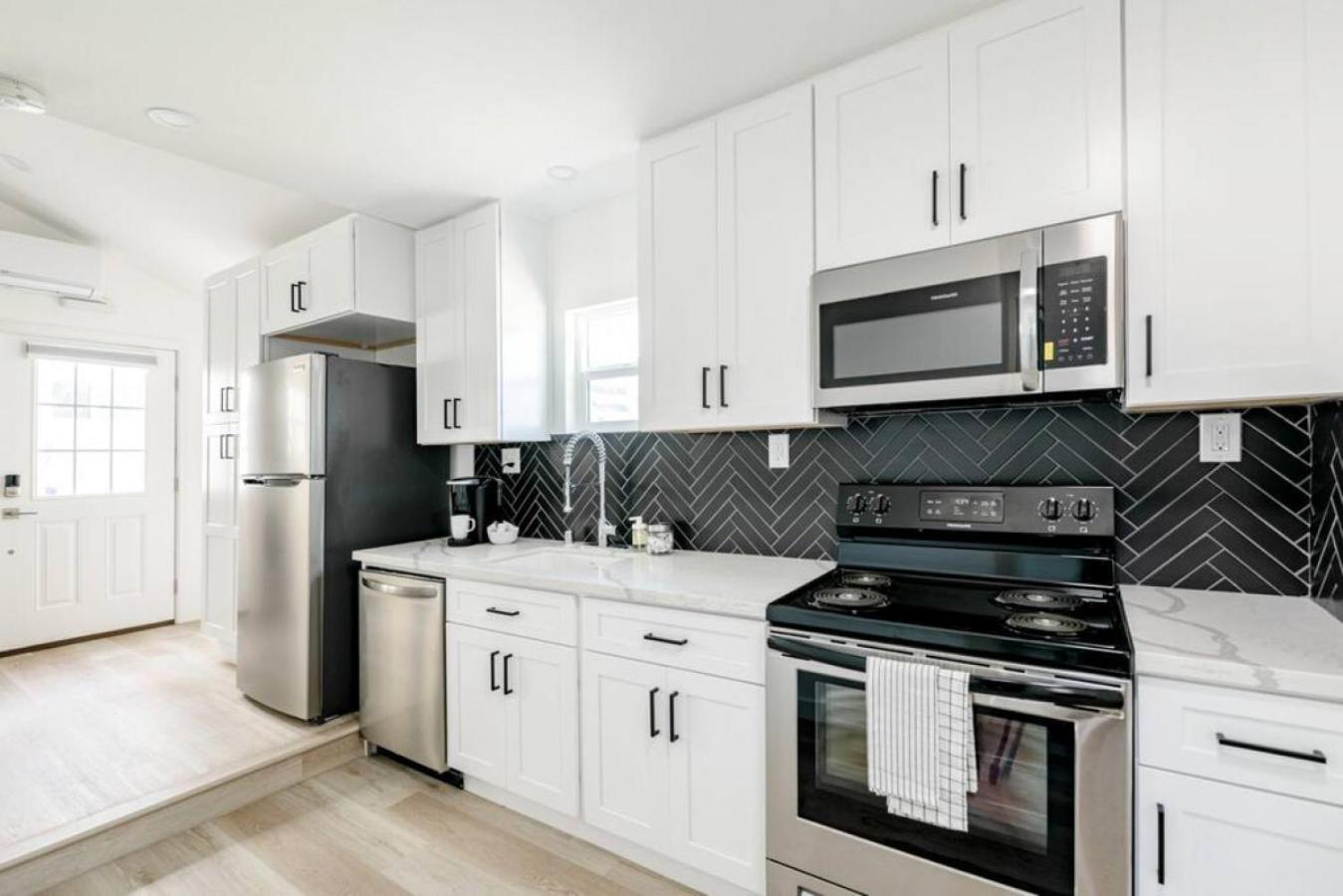 Chic 2Bed And Large Serene Backyard In Heart Of Sd Сан Диего Екстериор снимка
